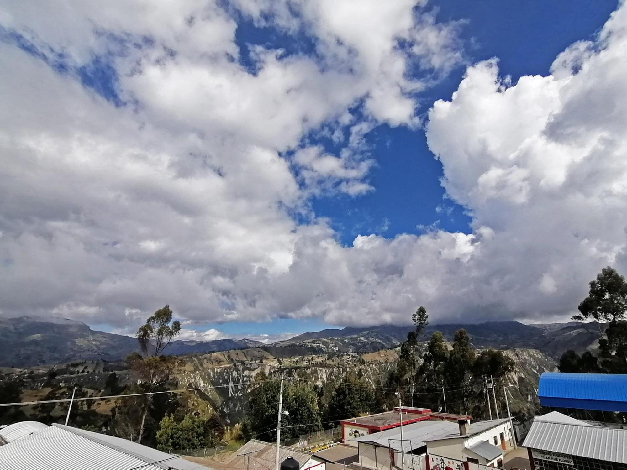 Lagoon Hotel Chugchilán Eksteriør bilde